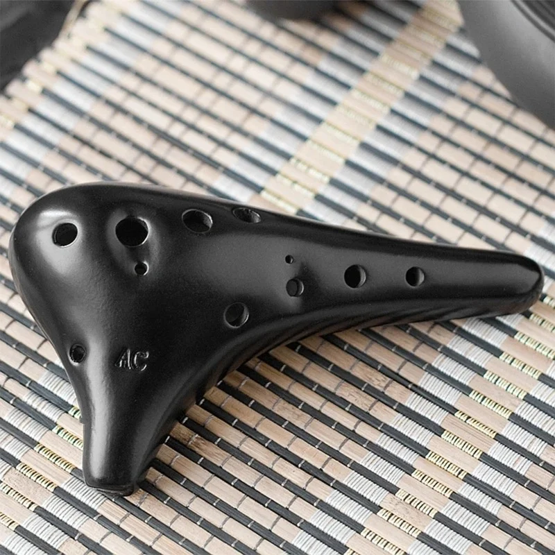 Ocarina Noir